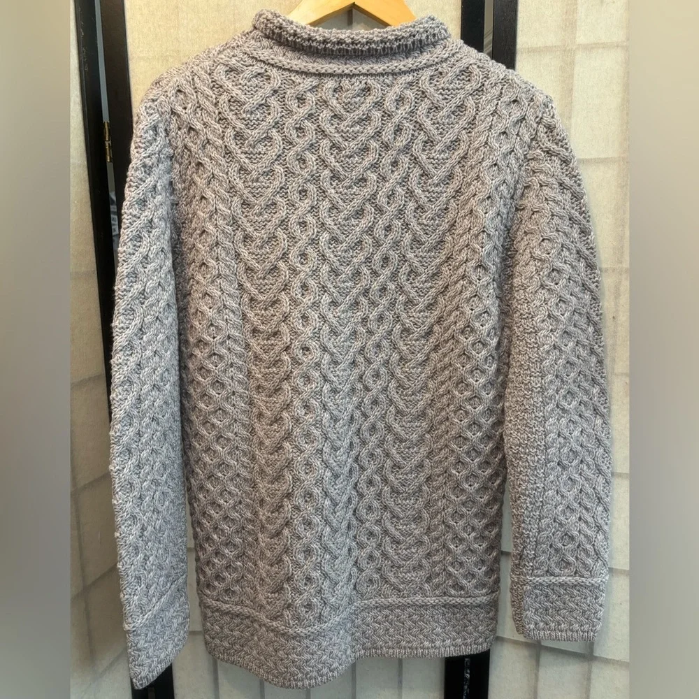 ARAN MÕR Ireland NWT Hearts High Neck Merino Wool Cable Sweater Fisherman Core - Picture 2 of 12